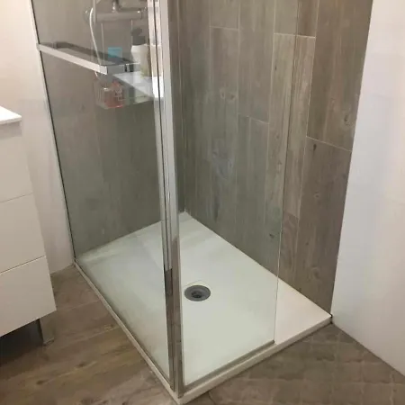 Apartamento En Pleno Centro De Tacones Lejanos *