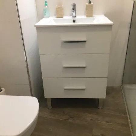 Apartamento En Pleno Centro De Tacones Lejanos Apartamento *